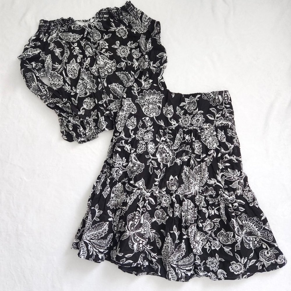 Ralph Lauren Floral Tiered Skirt 2 Piece Set Off The Shoulder Top Black White M